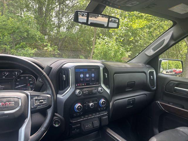 2022 GMC Sierra 1500 Limited 4WD Crew Cab Short Box SLT