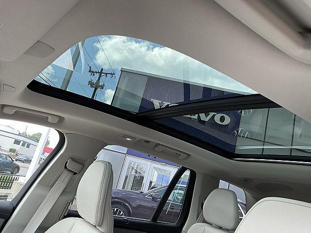 2026 Volvo XC90 Ultra, B6 AWD Gas (mild hybrid), Gasoline, Bright, 7 Seats