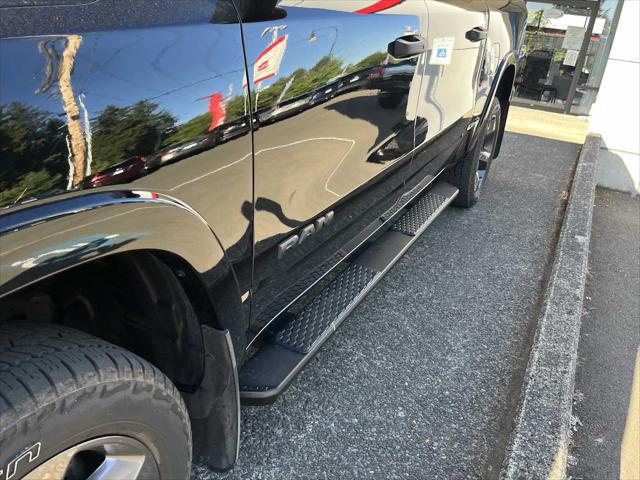 2020 Ram 1500 Big Horn Crew Cab 4x4 5'7" Box