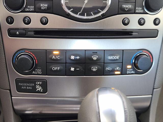 2015 INFINITI Q40 Base