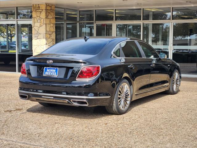 2019 Kia K900 Luxury