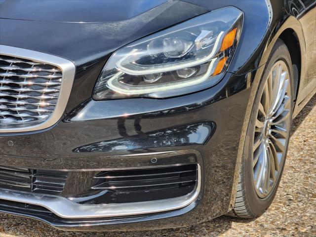 2019 Kia K900 Luxury