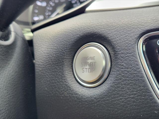 2019 Kia K900 Luxury