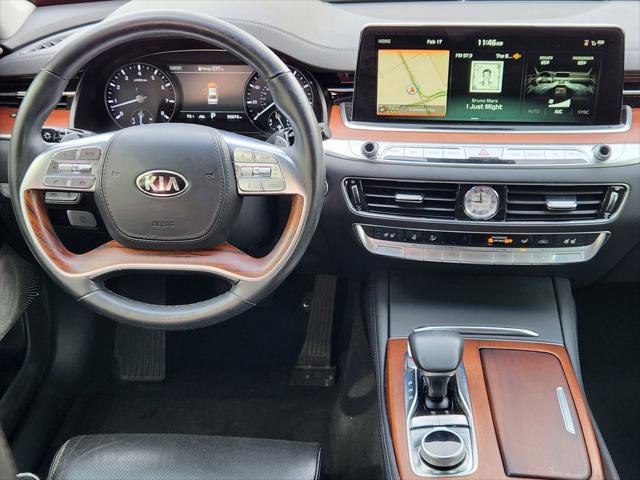 2019 Kia K900 Luxury