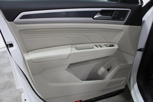 2023 Volkswagen Atlas 3.6L V6 SEL Premium R-Line