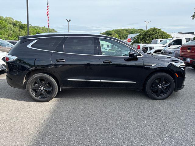 2024 Buick Enclave Essence AWD