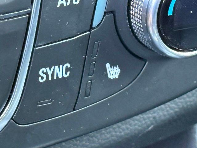 2022 Chevrolet Traverse AWD LT Leather