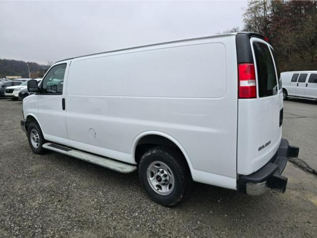 2024 GMC Savana Cargo RWD 2500 Regular Wheelbase Work Van