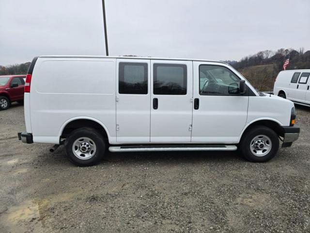 2024 GMC Savana Cargo RWD 2500 Regular Wheelbase Work Van