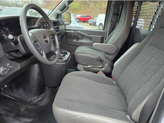 2024 GMC Savana Cargo RWD 2500 Regular Wheelbase Work Van