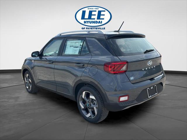 2026 Hyundai Venue SEL w/Two-Tone Roof