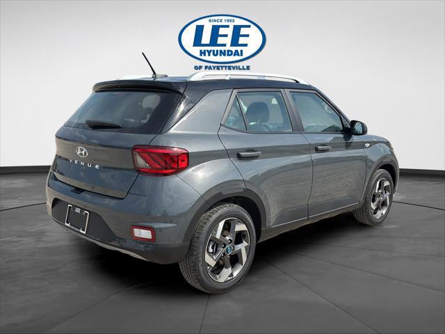 2026 Hyundai Venue SEL w/Two-Tone Roof