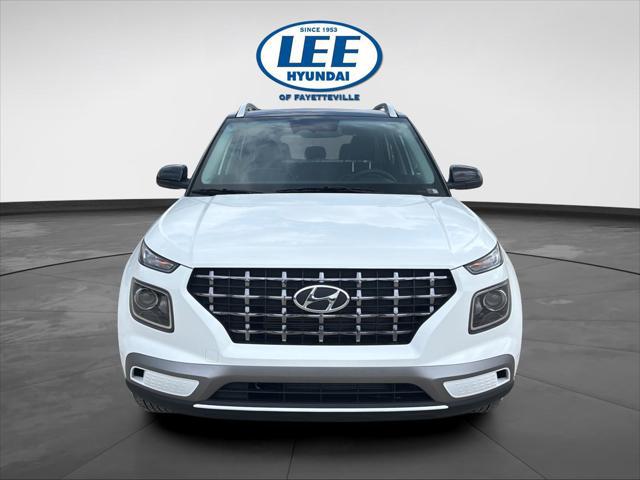 2026 Hyundai Venue SEL w/Two-Tone Roof