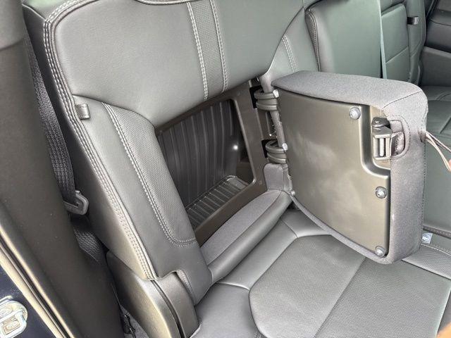 2020 Chevrolet Silverado 1500 4WD Crew Cab Short Bed High Country