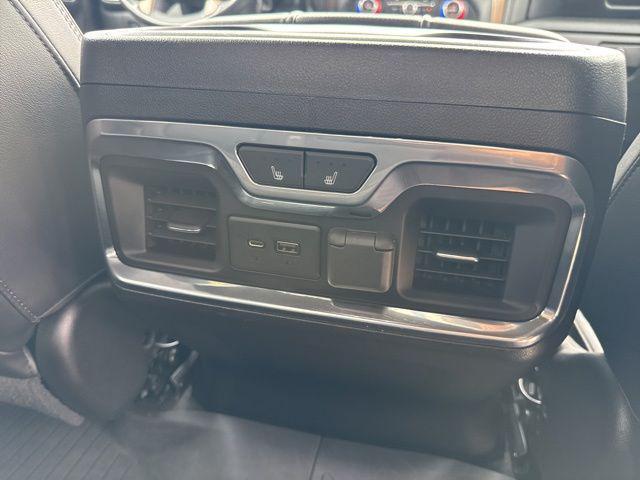 2020 Chevrolet Silverado 1500 4WD Crew Cab Short Bed High Country