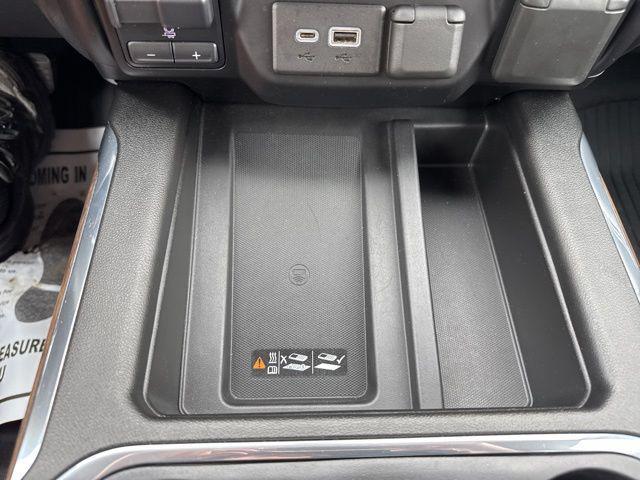 2020 Chevrolet Silverado 1500 4WD Crew Cab Short Bed High Country