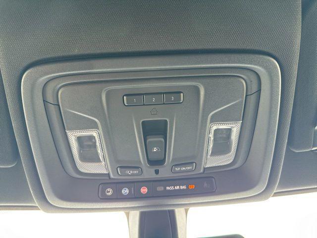 2020 Chevrolet Silverado 1500 4WD Crew Cab Short Bed High Country