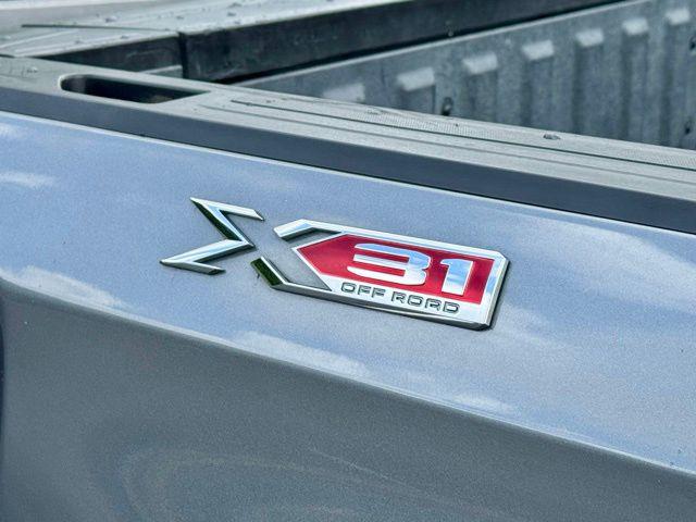 2022 GMC Sierra 1500 Limited 4WD Crew Cab Short Box SLT