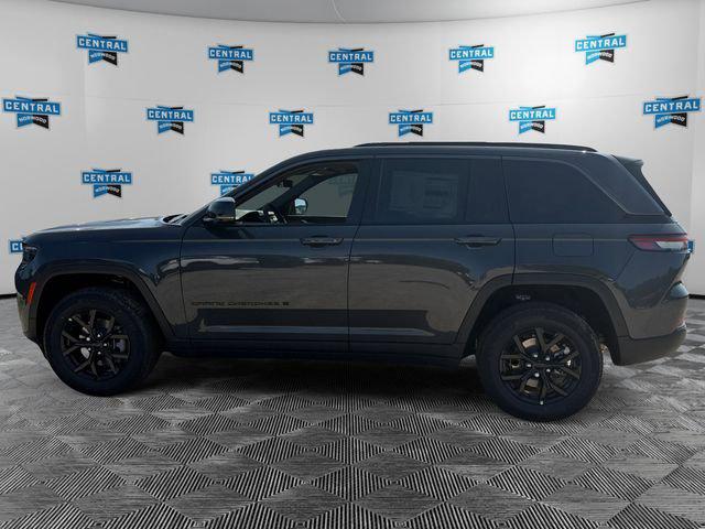 2026 Jeep Grand Cherokee GRAND CHEROKEE LAREDO ALTITUDE 4X4 2026 Jeep Grand Cherokee GRAND CHEROKEE LAREDO ALTITUDE 4X4