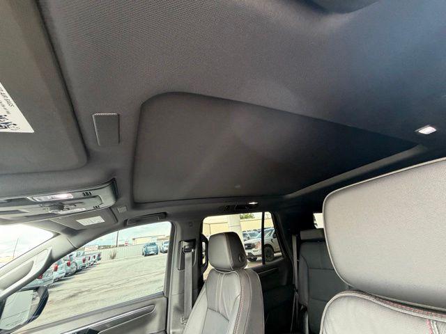2025 Chevrolet Tahoe 4WD RST