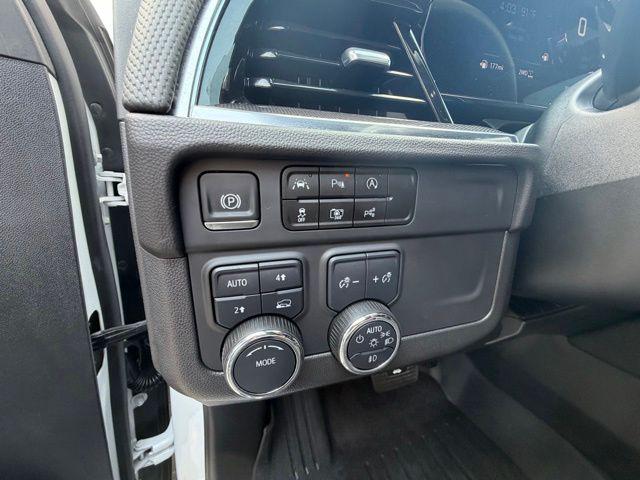2025 Chevrolet Tahoe 4WD RST