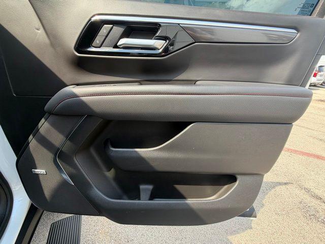 2025 Chevrolet Tahoe 4WD RST