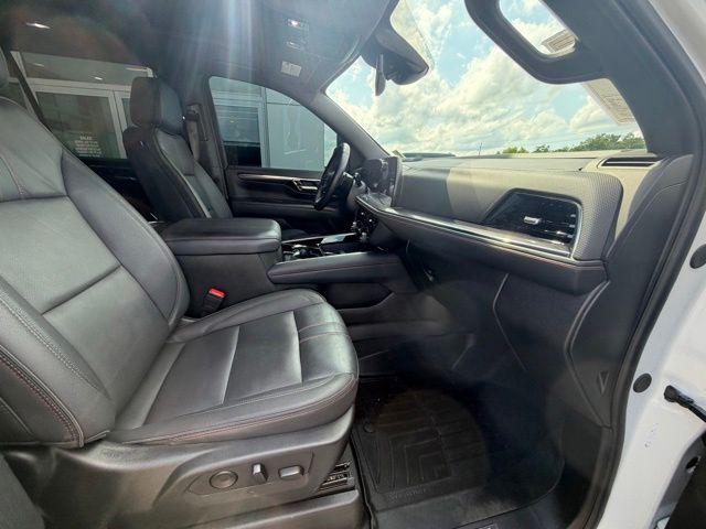 2025 Chevrolet Tahoe 4WD RST