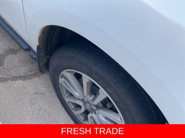 2014 Nissan Pathfinder SV