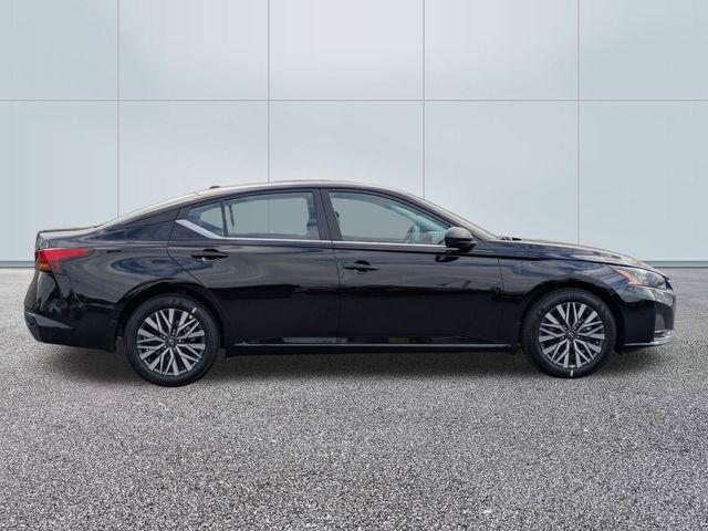2026 Nissan Altima SV FWD