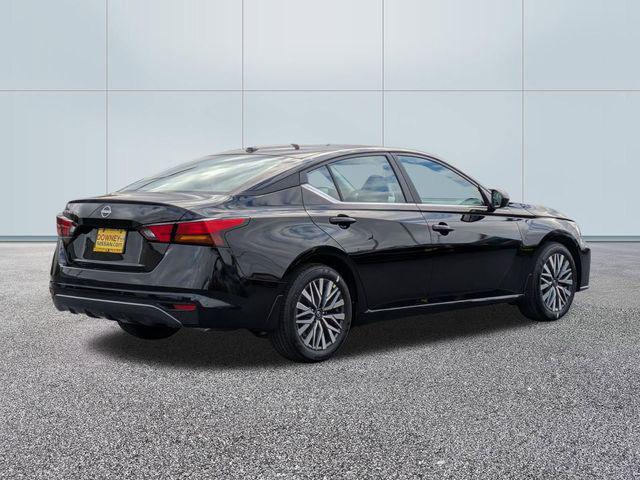 2026 Nissan Altima SV FWD