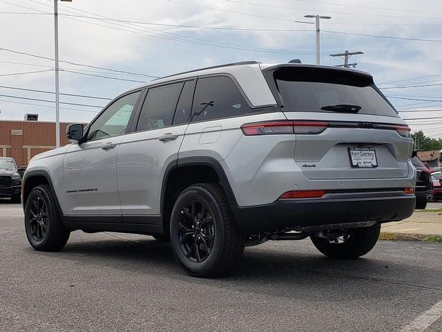 2026 Jeep Grand Cherokee GRAND CHEROKEE LAREDO ALTITUDE 4X4
