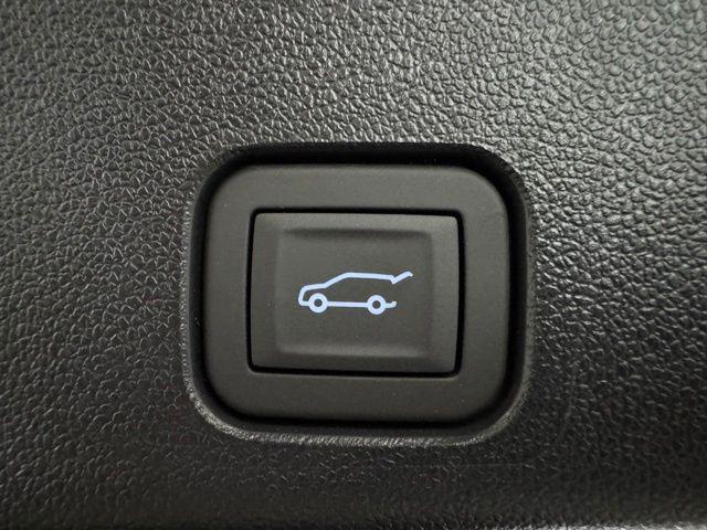 2026 Chevrolet Traverse FWD RS
