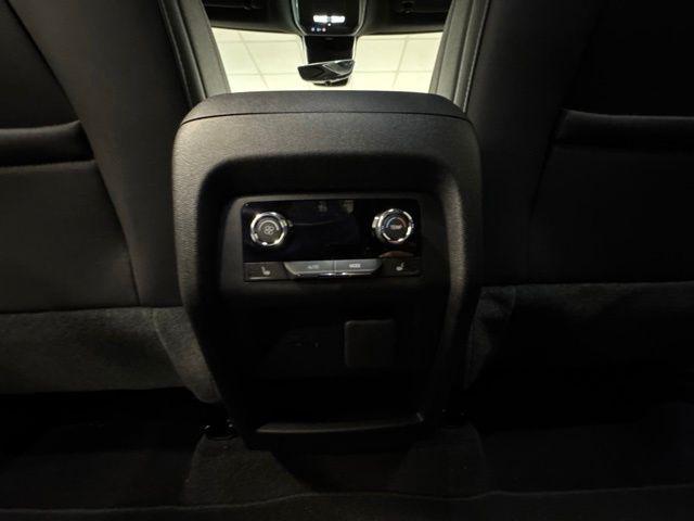 2026 Chevrolet Traverse FWD RS