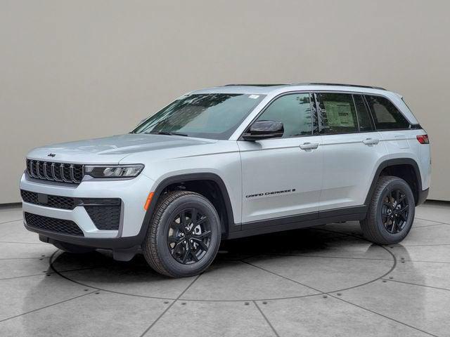 2026 Jeep Grand Cherokee GRAND CHEROKEE LAREDO ALTITUDE 4X4 2026 Jeep Grand Cherokee GRAND CHEROKEE LAREDO ALTITUDE 4X4