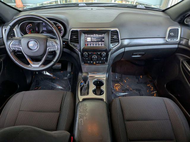 2018 Jeep Grand Cherokee Laredo E 4x2
