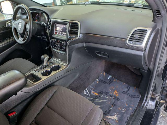 2018 Jeep Grand Cherokee Laredo E 4x2