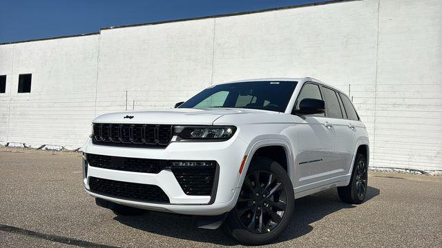 2026 Jeep Grand Cherokee GRAND CHEROKEE LIMITED RESERVE 4X4