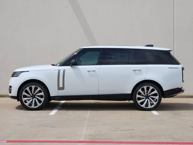 2026 Land Rover Range Rover P530 SE 7 Seat