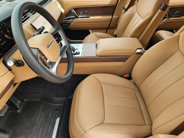 2026 Land Rover Range Rover P530 SE 7 Seat