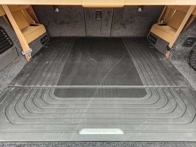 2026 Land Rover Range Rover P530 SE 7 Seat