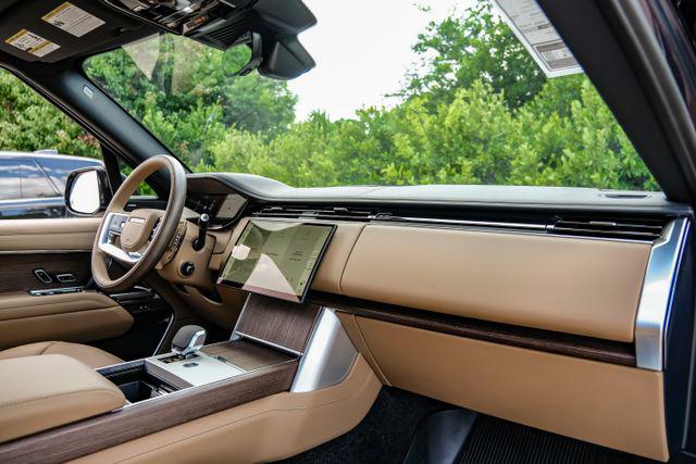 2026 Land Rover Range Rover P400 SE