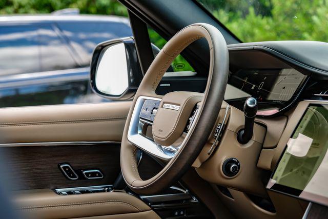 2026 Land Rover Range Rover P400 SE