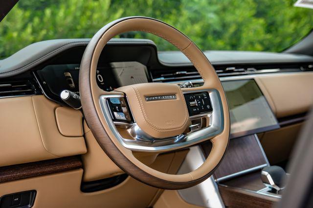 2026 Land Rover Range Rover P400 SE