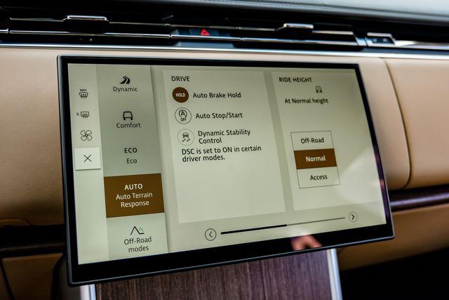 2026 Land Rover Range Rover P400 SE