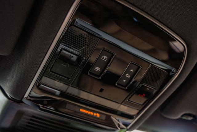 2026 Land Rover Range Rover P400 SE