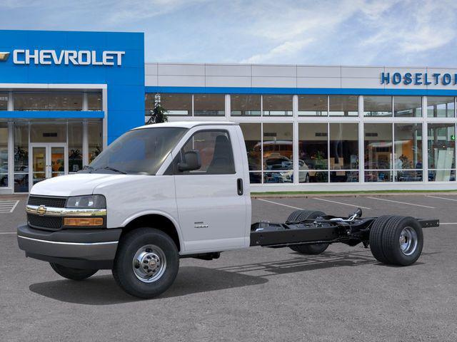 2026 Chevrolet Express Cutaway Work Van