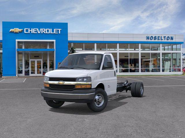 2026 Chevrolet Express Cutaway Work Van