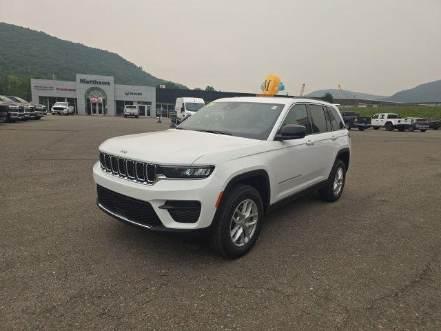 2026 Jeep Grand Cherokee GRAND CHEROKEE LAREDO X 4X4 2026 Jeep Grand Cherokee GRAND CHEROKEE LAREDO X 4X4