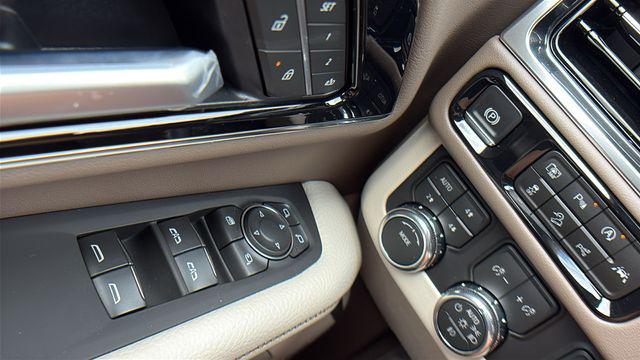 2026 GMC Yukon 4WD Denali
