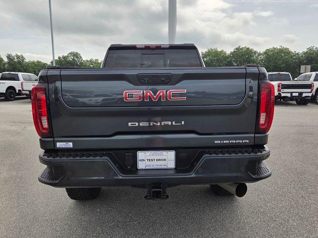 2022 GMC Sierra 2500HD 4WD Crew Cab Standard Bed Denali
